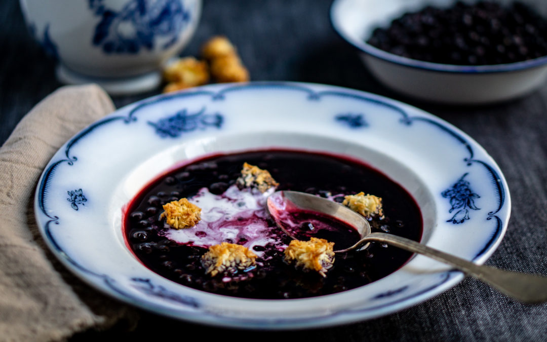 Blåbärssoppa—blueberry soup for skiers and non-skiers alike
