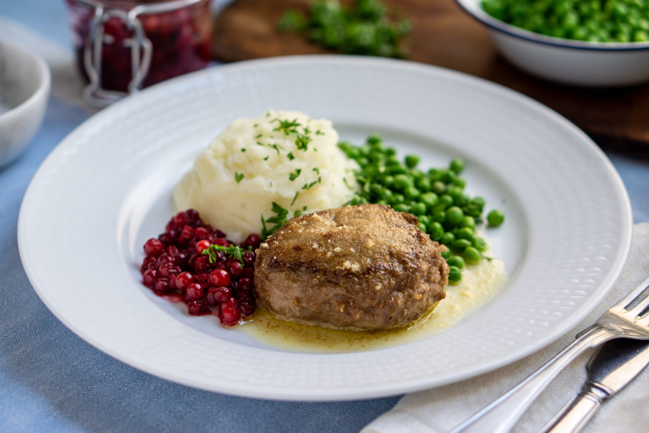 Luxurious Wallenbergare veal patties – Swedish Spoon